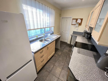 1 bedroom terraced house to rent - Photo 4