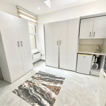 Studio to rent - Photo 4