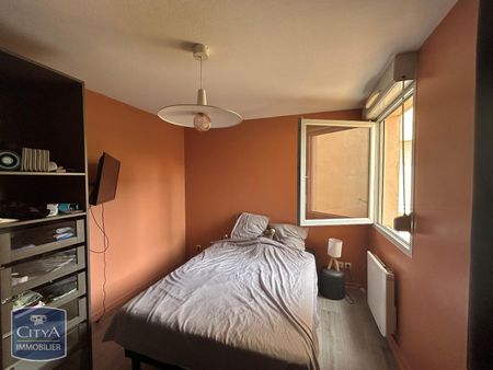 Location Appartement 2 pièces 47m² VILLEFRANCHE SUR SAONE 69400 - Photo 3