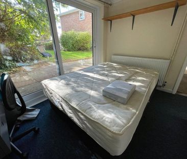 Kinson Road, Bournemouth, BH10 - Photo 6