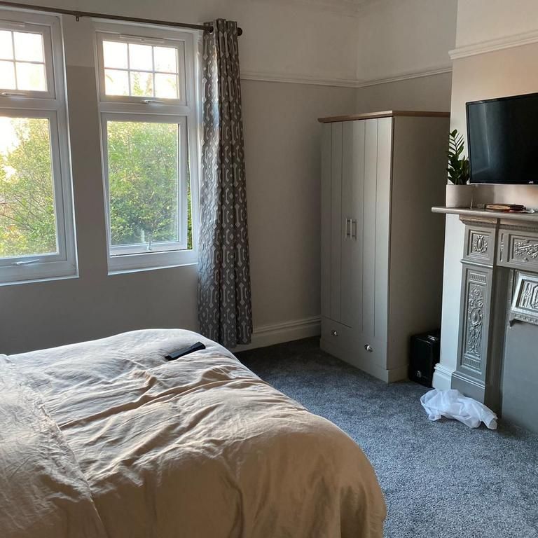 6 bedroom terraced house to rent - Photo 1
