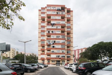 Apartamento T2 para arrendar a 5 min do metro de Odivelas - Photo 5