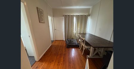 Neat Two Bedroom Home In A Great Location! - Photo 2