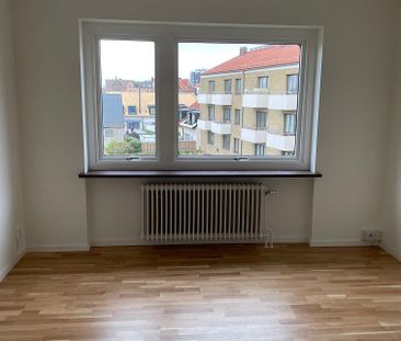 Järnvägsgatan 77 - Photo 1