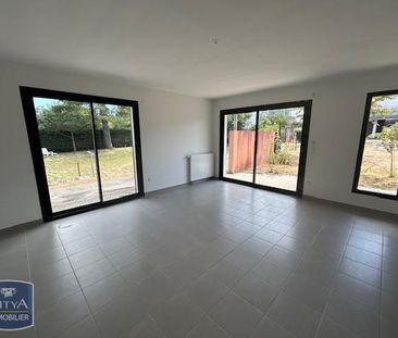 Location Appartement 3 pièces 69m² ROYAN 17200 - Photo 1