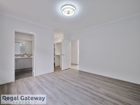 83 Sorbonne Turn, AUBIN GROVE WA 6164 - Photo 2