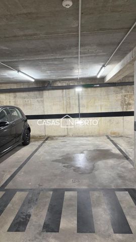 T1 com Lugar de Garagem - Metro de Campanhã - Photo 5