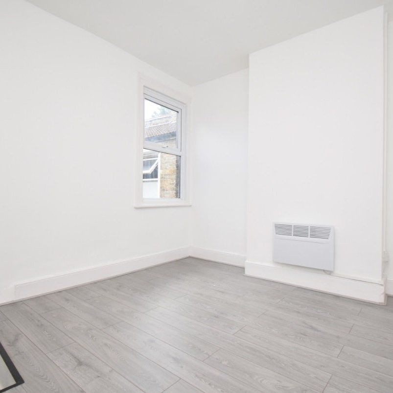 Lakedale Road, London, SE18 - Photo 1
