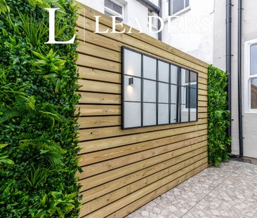 2 bedroom apartment to rent Victoria Road, Sutton, SM1 - Photo 1