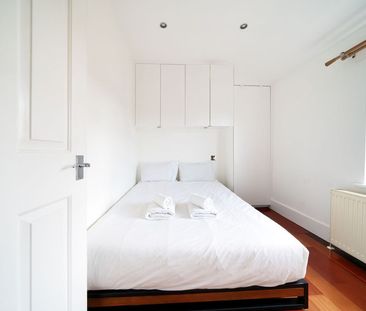 Oaklands Grove - Photo 6