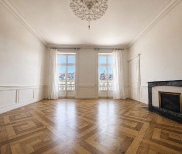 Appartement 5 pièce(s) 153 m² - Photo 2