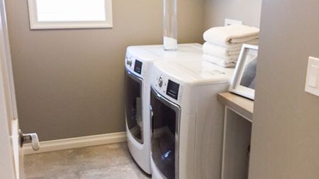 Gorgeous 3 Bedroom House For Rent In Orchards. - Photo 3