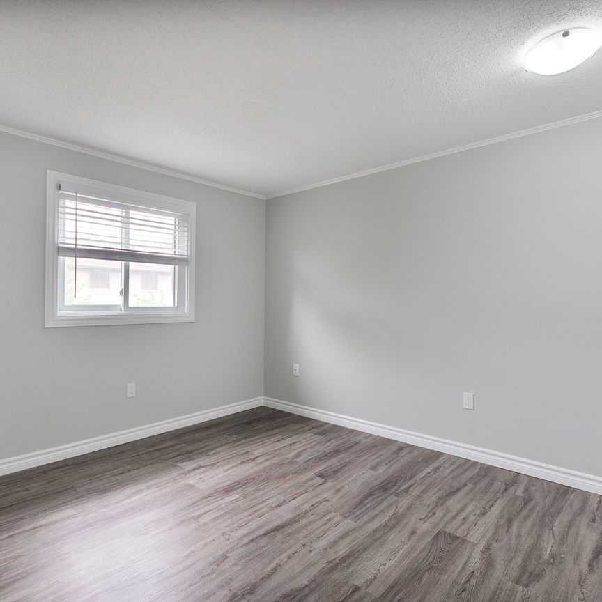 For Lease - 217 Martinet Avenue Unit# 49, London East, Ontario - Photo 1