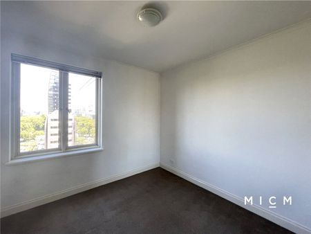 61/418 St Kilda Road - Photo 3