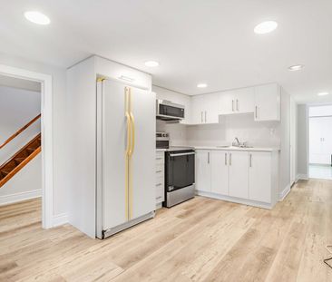 For Lease - 213B Blackthorne Avenue Unit# Basement, Toronto, Ontario - Photo 1