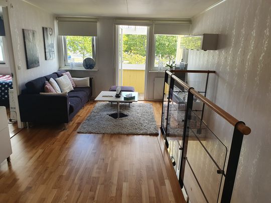 Pärt-antons gata, Västra Frölunda - Photo 1