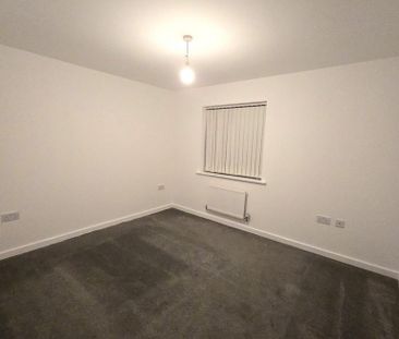 3 bedroom detached house to rent - Photo 4