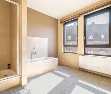 Appartement te huur in Tournai voor € 700 met 1 slaapkamer - Foto 4