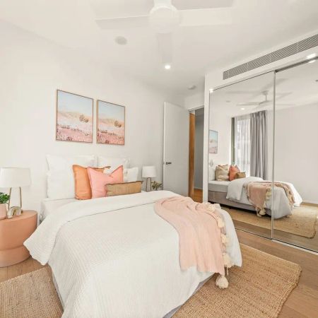 Spacious 3-Bedroom Residence in the Heart of West End - Modern Luxury and Lifestyle Combined - Photo 5