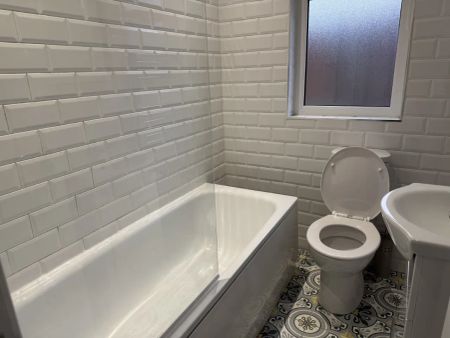 11 Rathcool Street - Photo 3