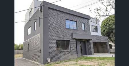 perfect for students ONLY - Photo 4