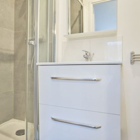 GODEFROY M Roommate 5 Bedrooms at Lille - La Madeleine - Photo 4