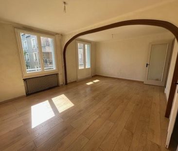 Location Appartement 4 pièces 74m² VILLEURBANNE 69100 - Photo 3
