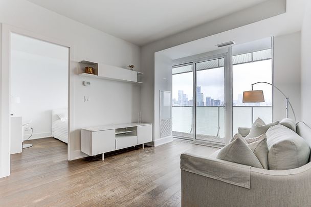 For Lease - 200 Bloor Street Unit# 2002, Toronto, Ontario - Photo 1