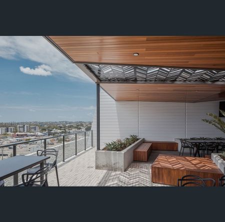 Elevated Living in the Heart of Stones Corner - Photo 3