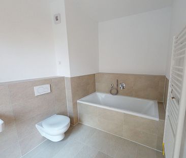 Erstbezug: Stilvolle 3-Zimmer-Wohnung mit Seeblick im 2.OG (mietpre... - Photo 1