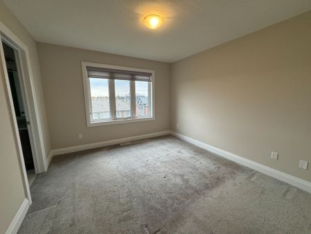 For Lease - 14 Sportsman Hill Street Unit# Upper Level, Kitchener, Ontario - Photo 3