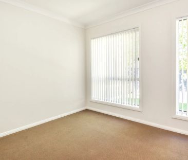 60 Kearneys Drive, Orange. - Photo 2