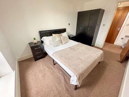 Mount Pleasant, L3 - Photo 1