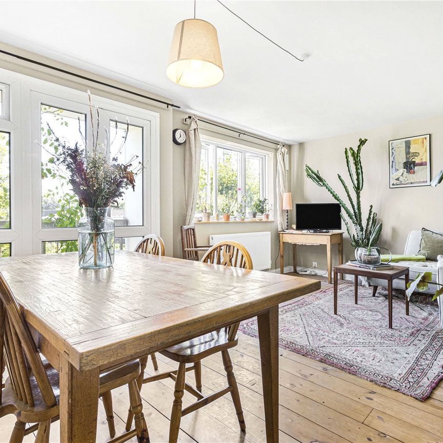 Kedleston Court, 70 Redwald Road, Hackney, London, E5 0JL - Photo 1