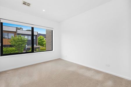 23B Negus Cres, Watson ACT 2602 - Townhouse For Rent | Domain - Photo 4