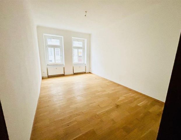 Tolle 3 Zi.-Whg. im Hochparterre mit Tageslichtbad und großem Mietergarten - Photo 1