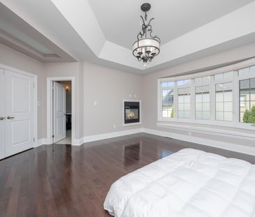 For Lease - 10 Orleans Circle, Vaughan, Ontario - Photo 4