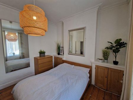 5 bedroom terraced house to rent - Photo 3