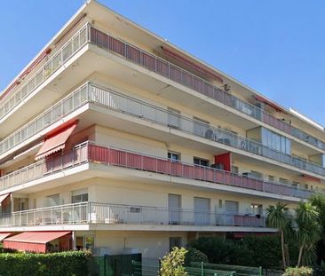 Location Appartement 1 pièce 24m² CAGNES SUR MER 06800 - Photo 5