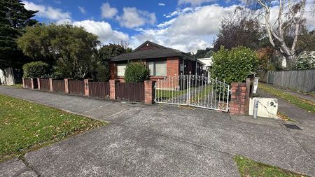 Beautiful 3 bedroom close to everything - Photo 4