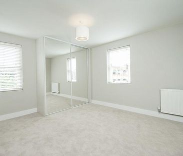 2 bedroom maisonette to rent - Photo 4