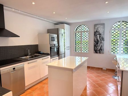 House – Townhouse in Nueva Andalucía - Photo 3