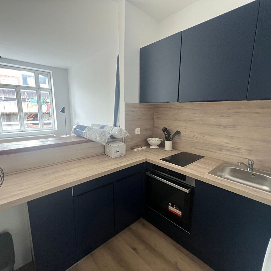 À LOUER – Studio MEUBLÉ de 28 m², Boulevard de Belfort – LILLE-MOULINS réf 862-02 - Photo 1