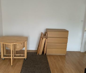 1 Bed Flat, Talgarth Road, W14 - Photo 1