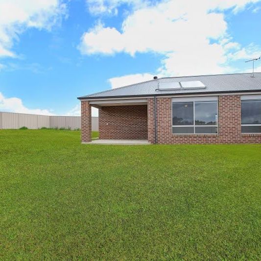 17 ANGUS COURT, Thurgoona NSW 2640 - House For Rent | Domain - Photo 1