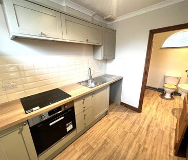 1 bedroom semi-detached house to rent - Photo 5