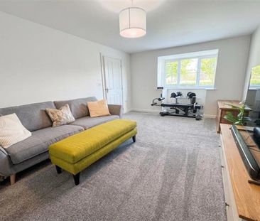 3 Bedroom Detached To Let - Photo 2