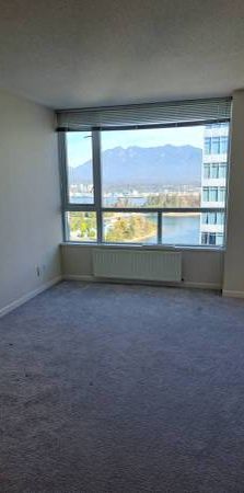 C-side Coal Harbor Apartment for Renting - Photo 2