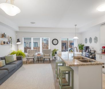 For Lease - 376 Wheat Boom Drive, Oakville, Ontario - Photo 5