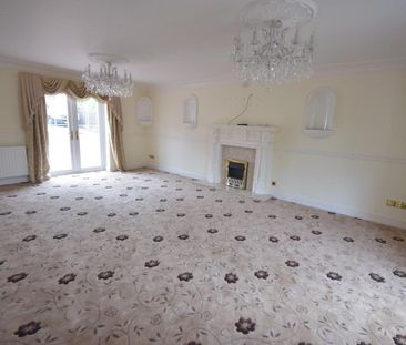 4 bedroom detached house to rent - Photo 2